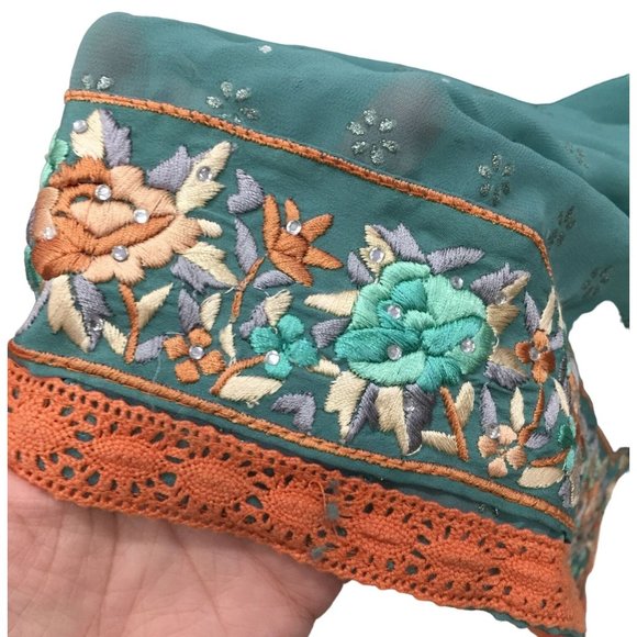 Beautiful Embroidered Flower Printed Pakistani/Indian Green Adjustable Pants - Picture 6 of 9